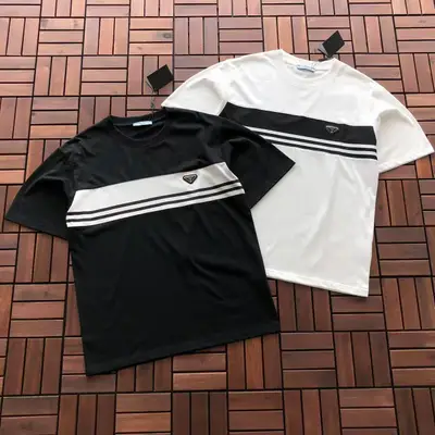 PRADA T-Shirt
