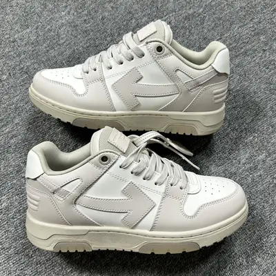 OFF-WHITE
