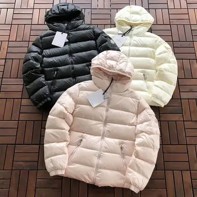MONCLER Jacke