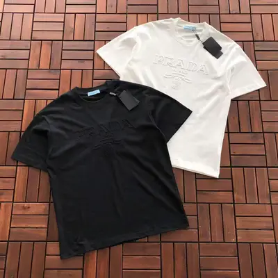 PRADA T-Shirt