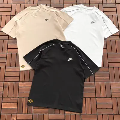 NIKE T-Shirt