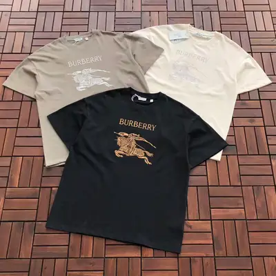 BURBERRY T-Shirt