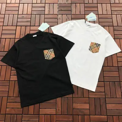 BURBERRY T-Shirt