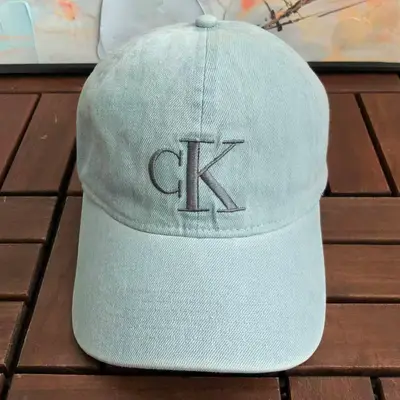 CALVIN KLEIN Cap