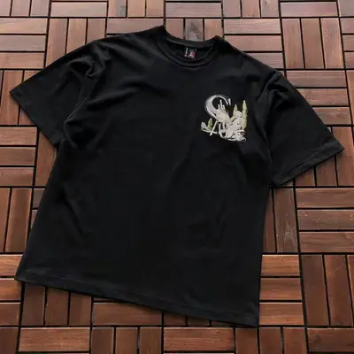 DERSCHUTZE T-Shirt