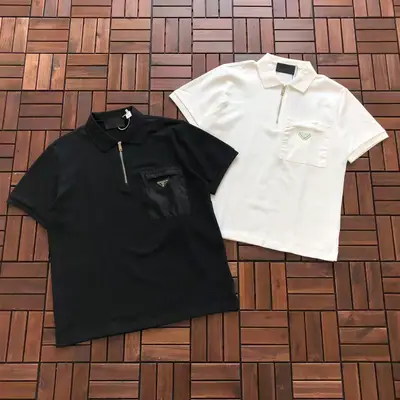 PRADA T-Shirt