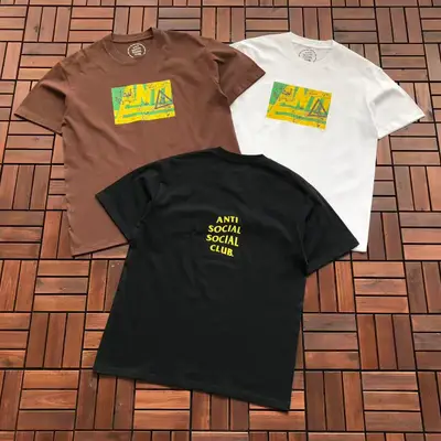 ANTI SOCIAL SOCIAL CLUB T-Shirt