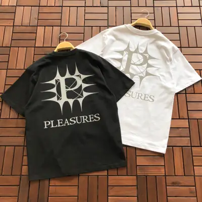 PLEASURES T-Shirt