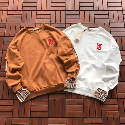 BURBERRY Sweater