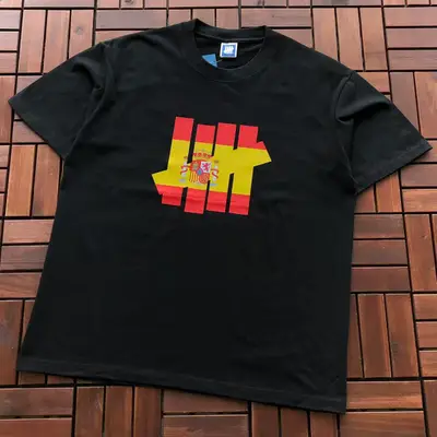 UNDEFEATED T-Shirt