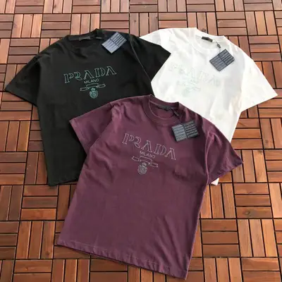 PRADA T-Shirt