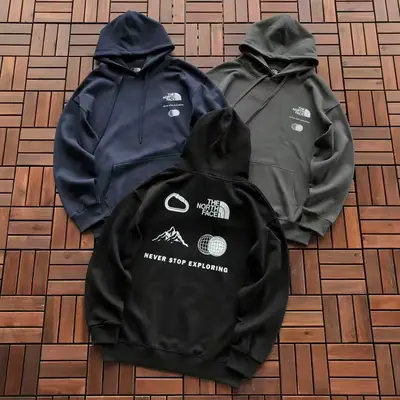 THE NORTH FACE Hoodie