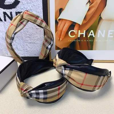 BURBERRY Schmuck