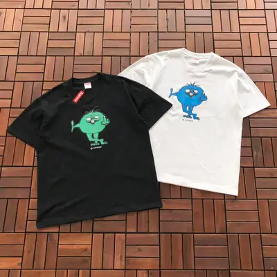 SUPREME T-Shirt