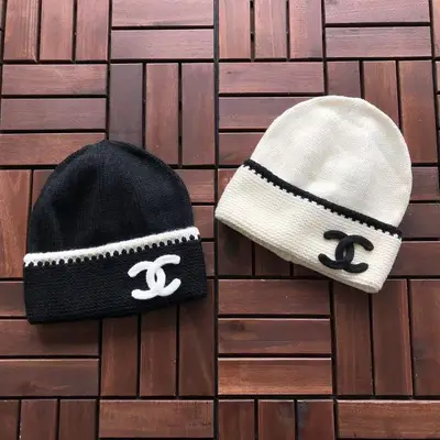 CHANEL Cap