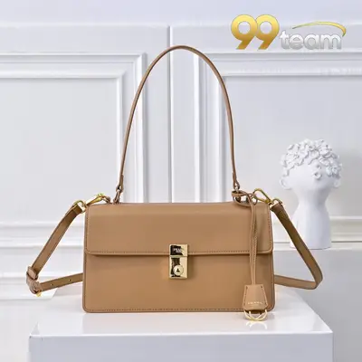 PRADA | Item ID: 09587