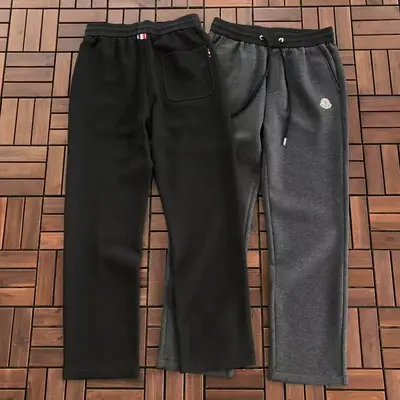 MONCLER Hose