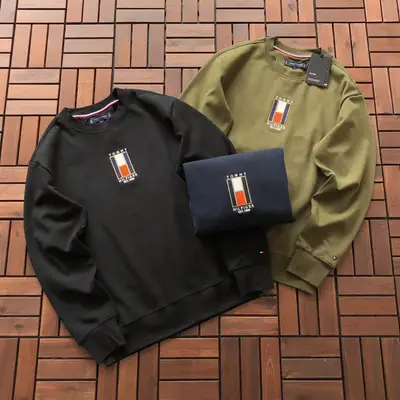 TOMMY HILFIGER Sweater