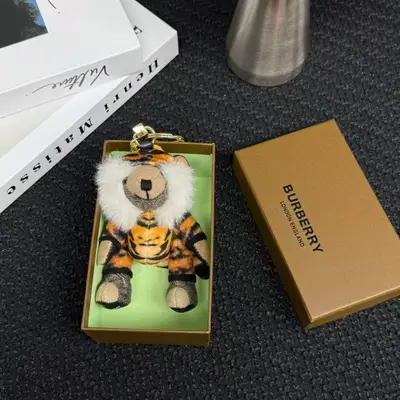 BURBERRY Schmuck