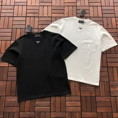 PRADA T-Shirt