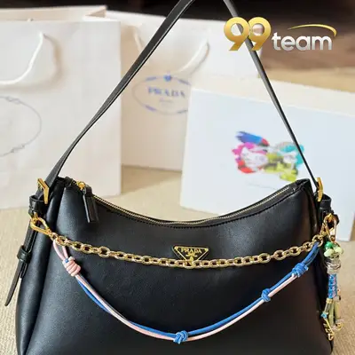 PRADA | Item ID: 08974