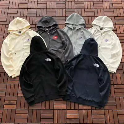 THE NORTH FACE Hoodie