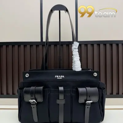 PRADA | Item ID: 09340