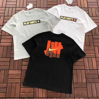 NIKE T-Shirt