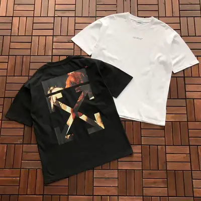OFF-WHITE T-Shirt