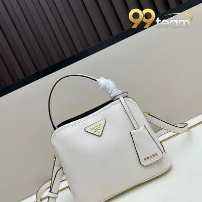 PRADA | Item ID: 09566