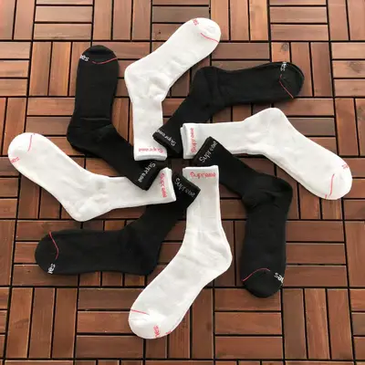 SUPREME Socken