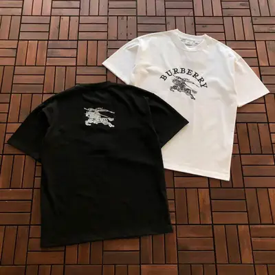 BURBERRY T-Shirt