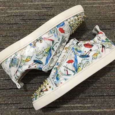 LOUBOUTINS