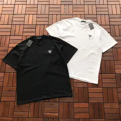 PRADA T-Shirt