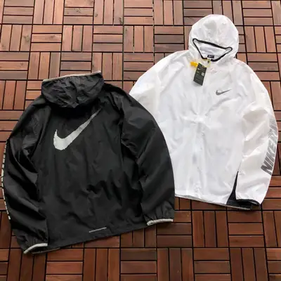 NIKE Jacke