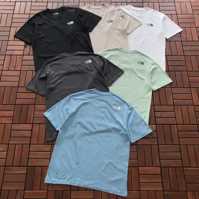 THE NORTH FACE T-Shirt