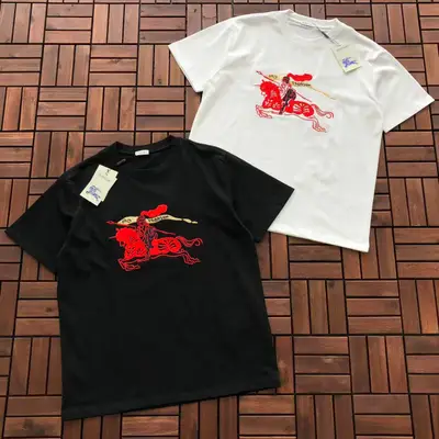 BURBERRY T-Shirt