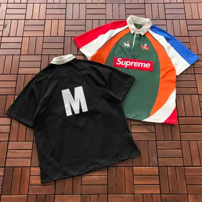 SUPREME T-Shirt
