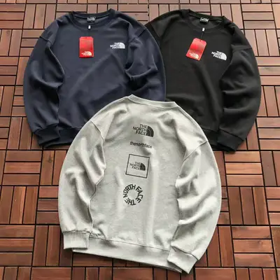 THE NORTH FACE Sweater