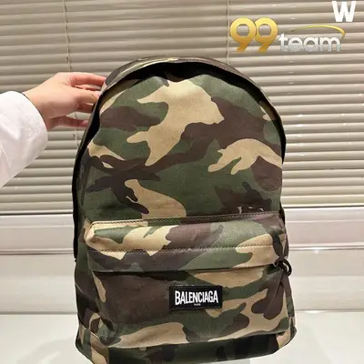 BALENCIAGA | Item ID: 21876
