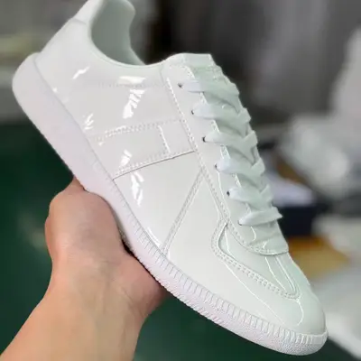 MAISON MARGIELA
