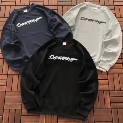 SUPREME Sweater