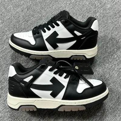 OFF-WHITE