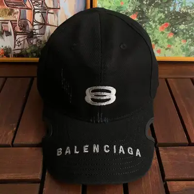 BALENCIAGA Cap