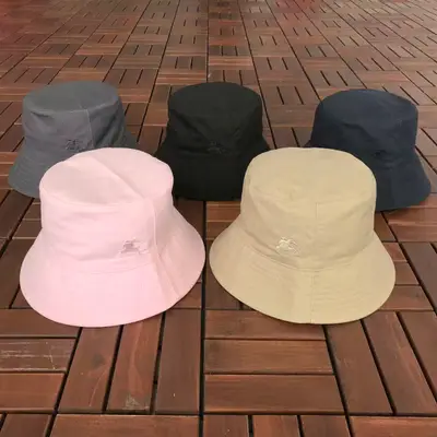 BURBERRY Cap