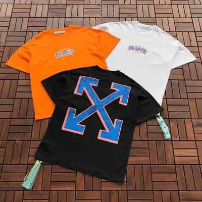 OFF-WHITE T-Shirt