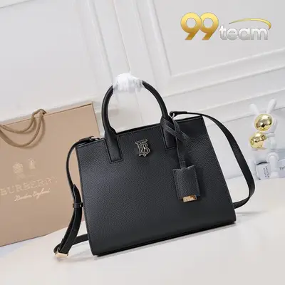 BURBERRY | Item ID: 21381