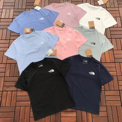 THE NORTH FACE T-Shirt
