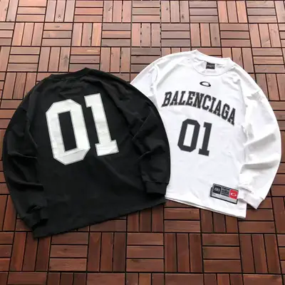 BALENCIAGA