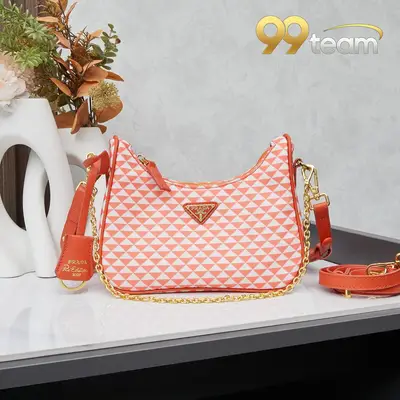 PRADA | Item ID: 09502